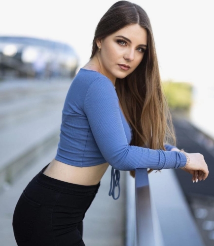 Denizli escort ile günün yorgunluğunu unutturacak ateşli kaçamaklar